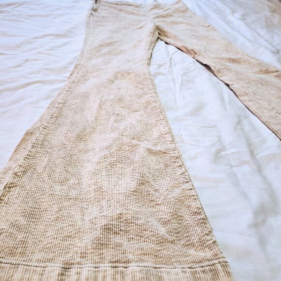 POL Tan Corduroy Flare Pants | High Waisted | Boho & Fairycore | Size L - Picture 4 of 9